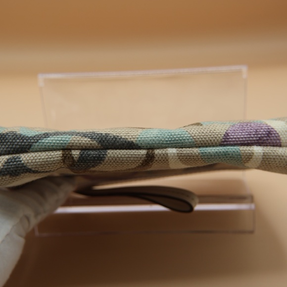 Coach Signature Wristlet in Pastel Colored Canvas - Picture 4 of 11